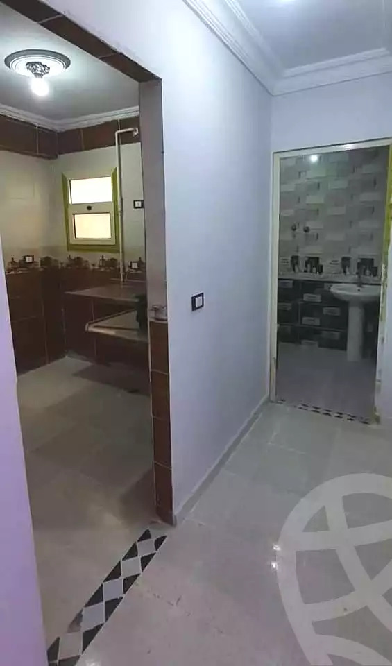 https://aqarmap.com.eg/en/listing/7092546-for-rent-alexandria-bw-qyr-street-8