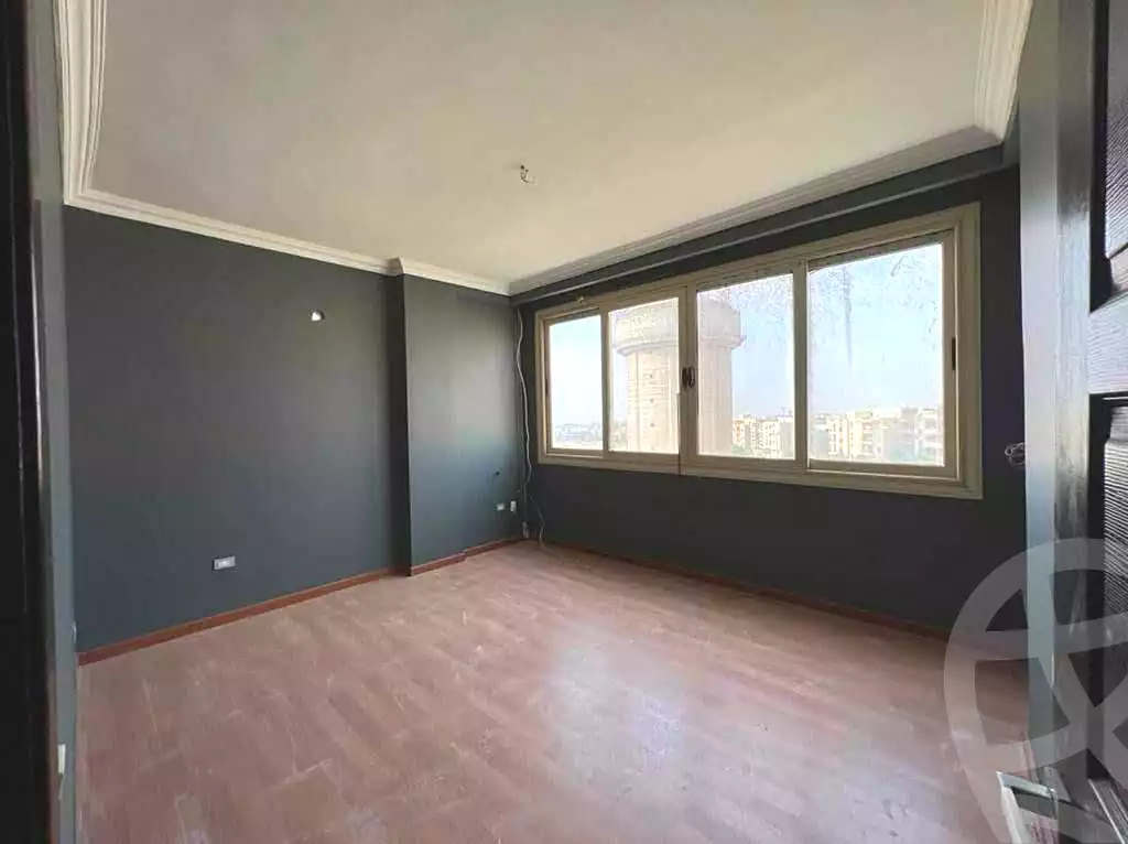https://aqarmap.com.eg/ar/listing/7092945-for-sale-cairo-new-cairo-south-investors-zizinia-st