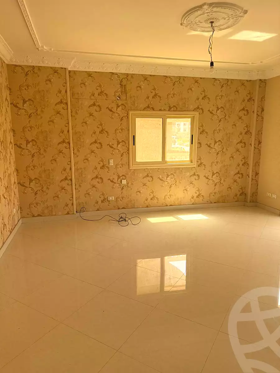 https://aqarmap.com.eg/ar/listing/7092949-for-sale-cairo-new-cairo-el-ahyaa-third-neighborhood-street-1
