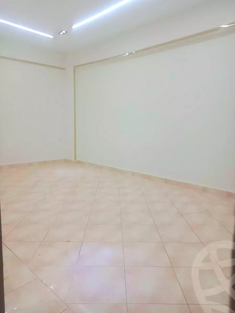 https://aqarmap.com.eg/ar/listing/7075604-for-sale-alexandria-al-agamy-el-hanouvel-radwan-st