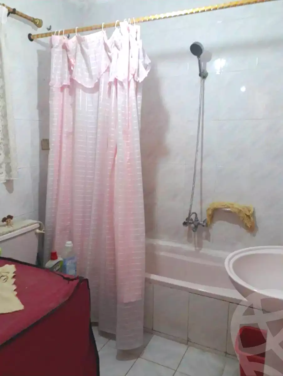 https://aqarmap.com.eg/en/listing/7093485-for-sale-alexandria-al-agamy-el-hanouvel