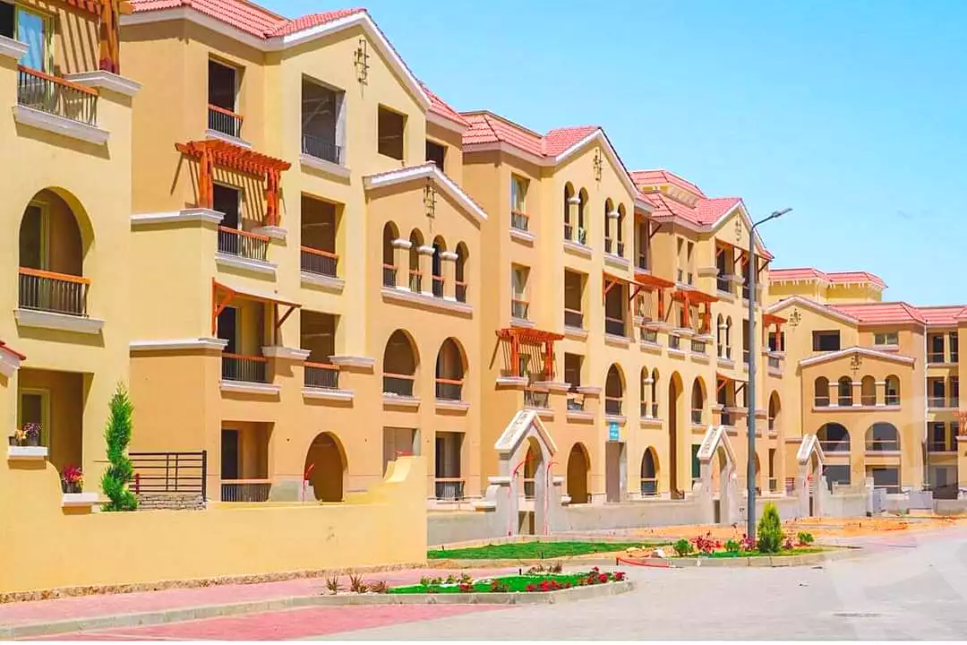 https://aqarmap.com.eg/ar/listing/7093525-for-sale-cairo-el-shorouk-compounds-maadi-view