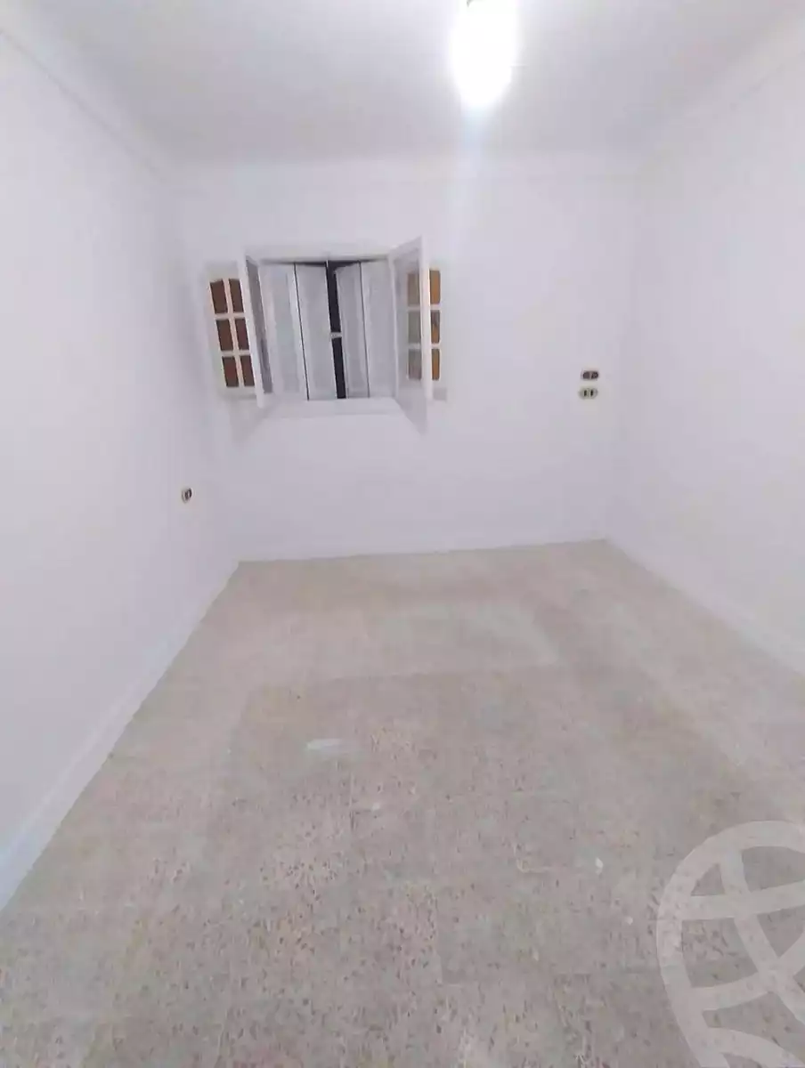 https://aqarmap.com.eg/ar/listing/7093596-for-sale-alexandria-lsywf-el-falki