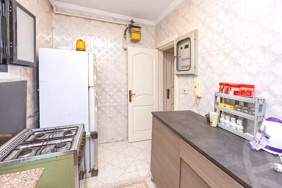 https://aqarmap.com.eg/ar/listing/7093600-for-rent-alexandria-mostafa-kamel-area