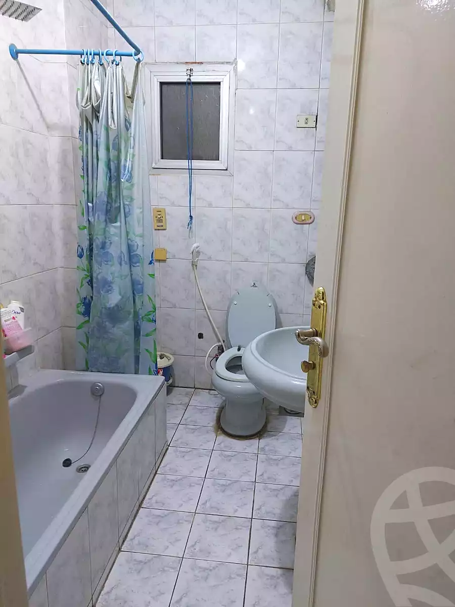 https://aqarmap.com.eg/en/listing/7093597-for-sale-cairo-el-haram-shareaa-khatem-el-morsalen