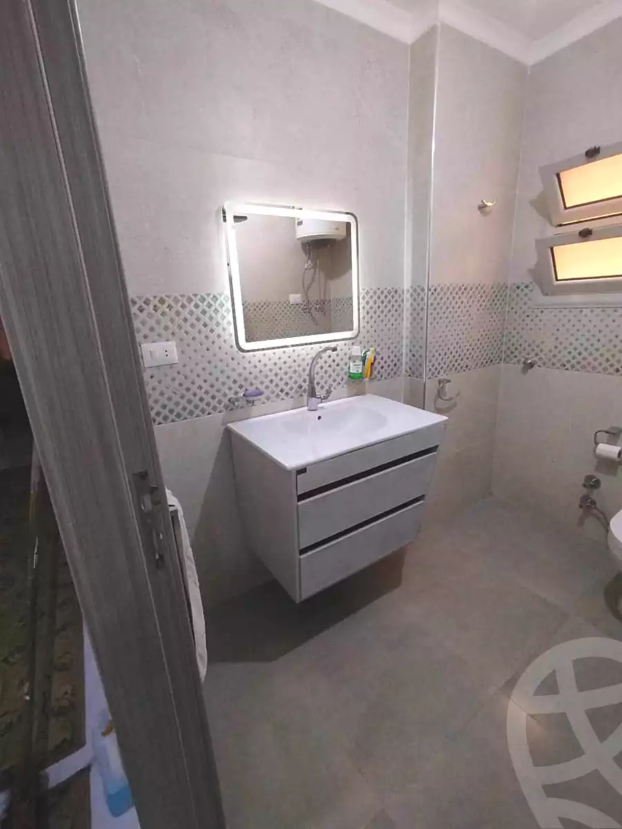 https://aqarmap.com.eg/ar/listing/7091165-for-sale-alexandria-al-agamy-lbytsh