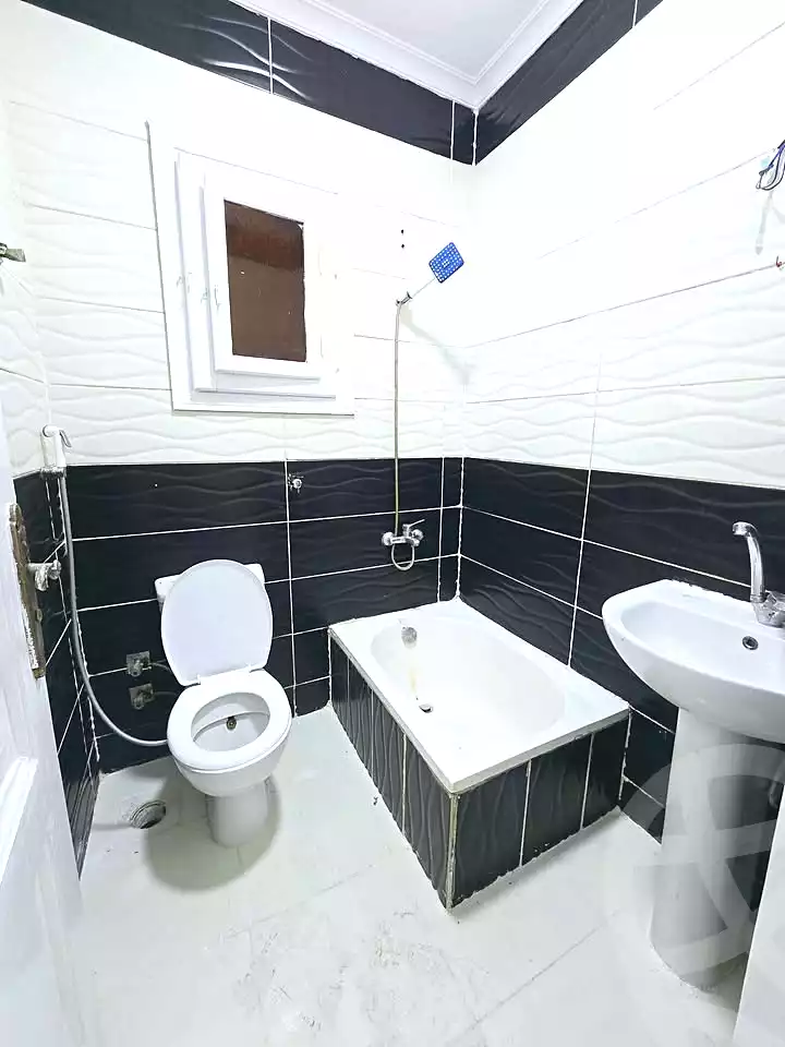 https://aqarmap.com.eg/ar/listing/7091190-for-sale-alexandria-al-agamy-shataa-el-nakheel