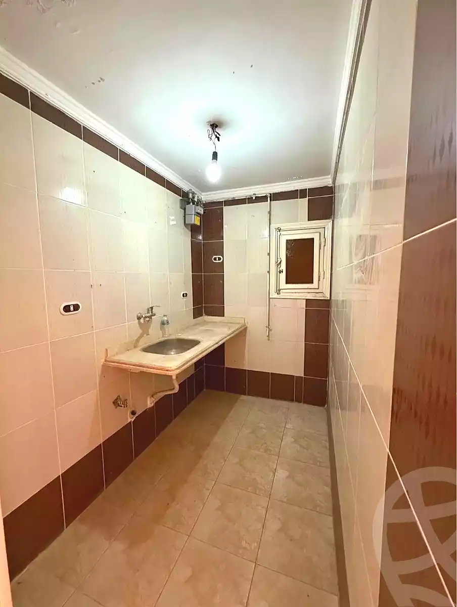 https://aqarmap.com.eg/en/listing/7094228-for-sale-alexandria-sydy-bshr-sydy-bshr-qbly-salah-el-din-st