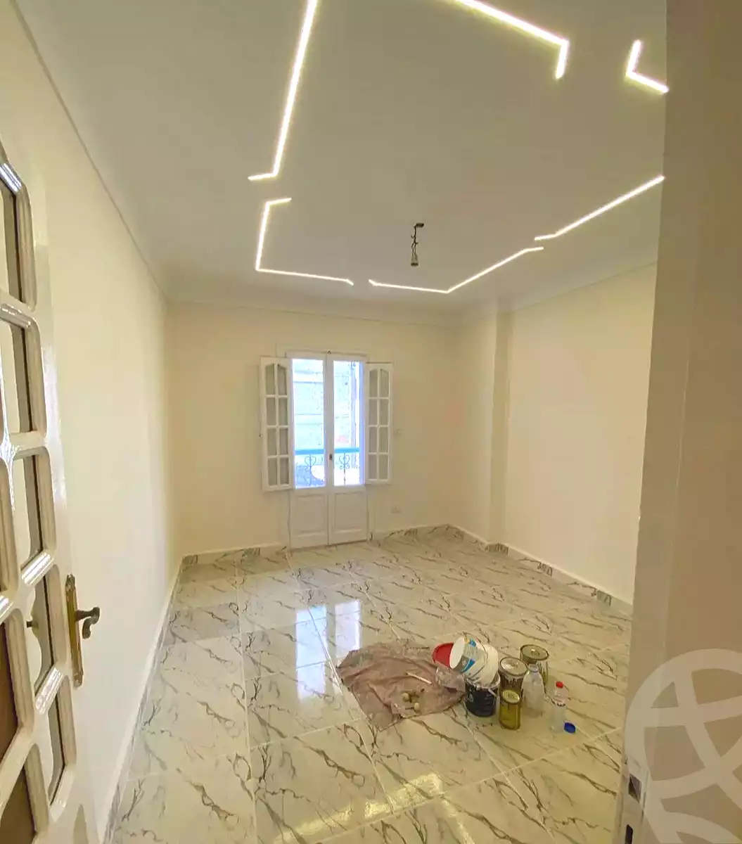 https://aqarmap.com.eg/en/listing/7094231-for-rent-alexandria-el-mandara-shr-mlk-hfny