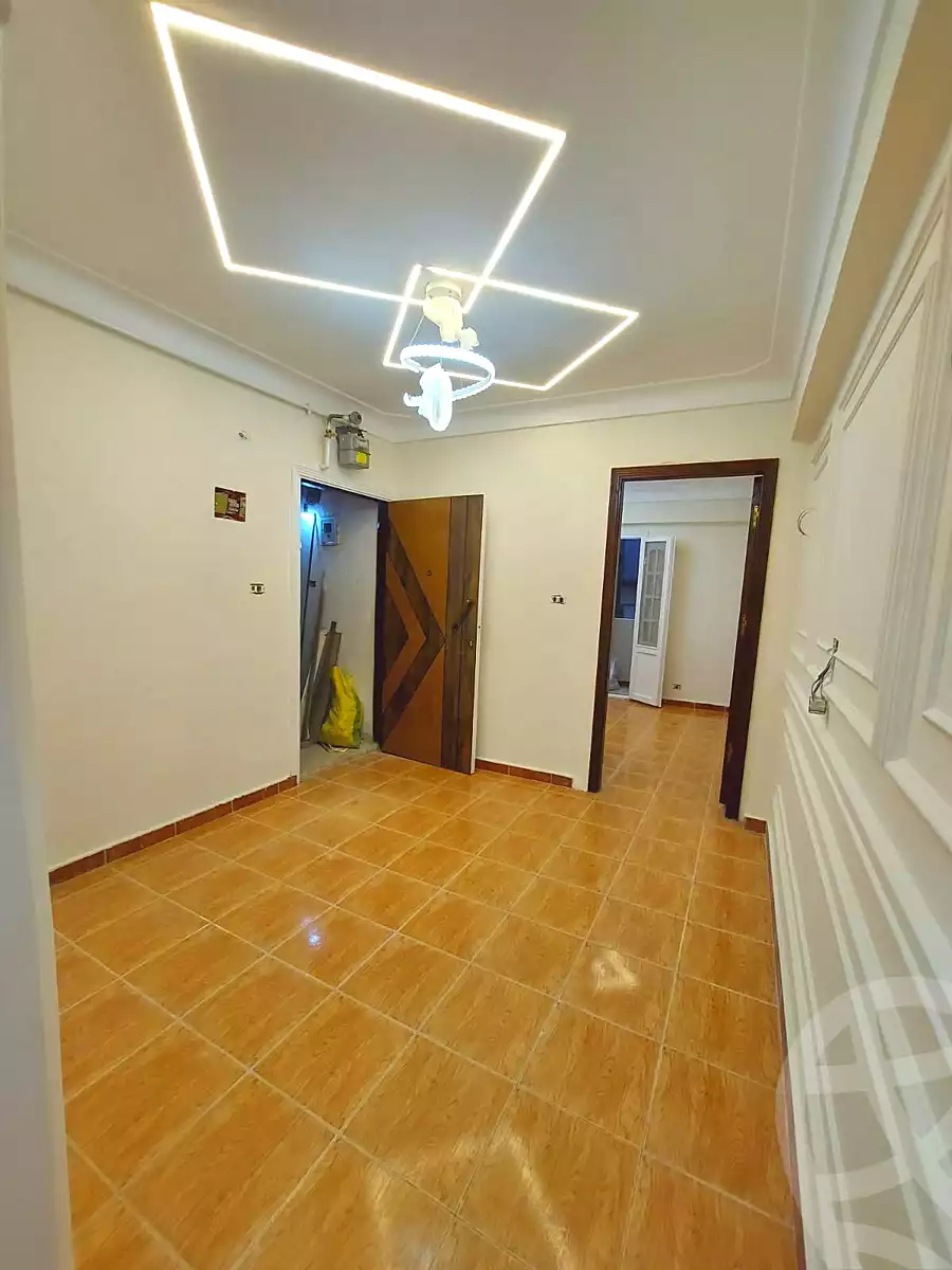 https://aqarmap.com.eg/ar/listing/7091447-for-sale-alexandria-lsywf-el-falki