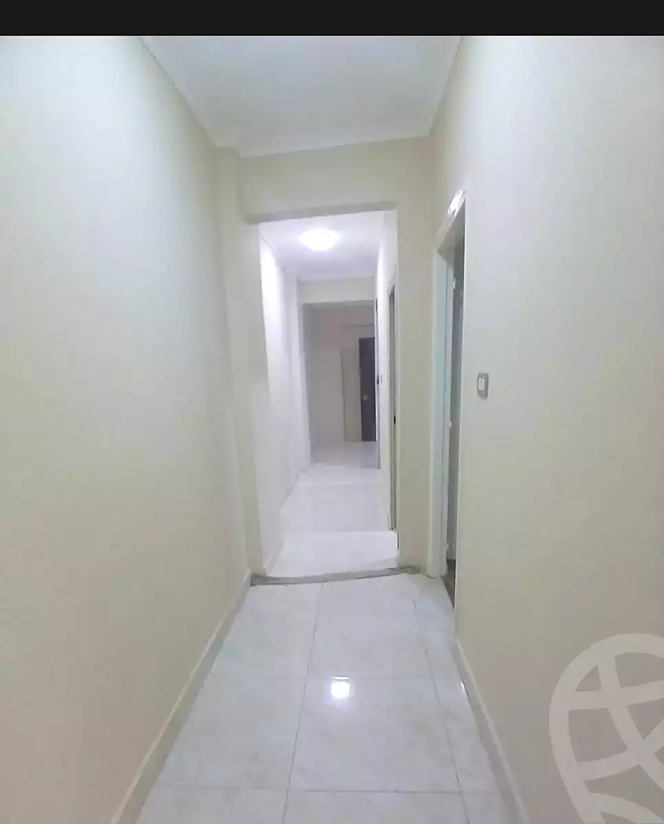 https://aqarmap.com.eg/en/listing/7094520-for-sale-alexandria-el-asafra-ahmed-tiesser-st