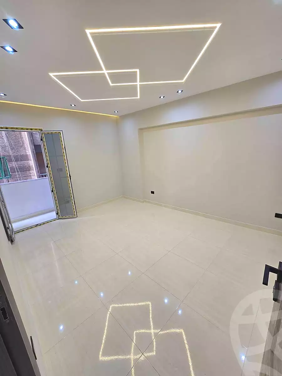 https://aqarmap.com.eg/en/listing/7094716-for-sale-alexandria-el-mandara-shr-jml-bd-lnsr