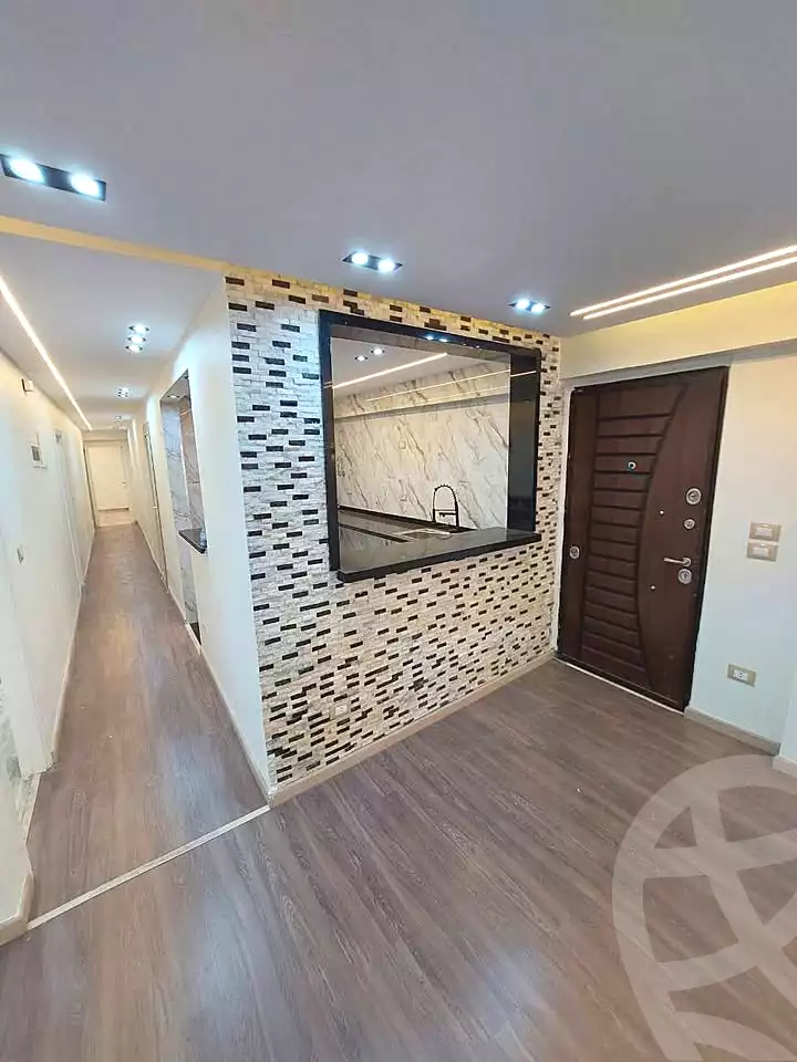 https://aqarmap.com.eg/ar/listing/7095422-for-sale-alexandria-miami-mahmoud-el-isawy-st