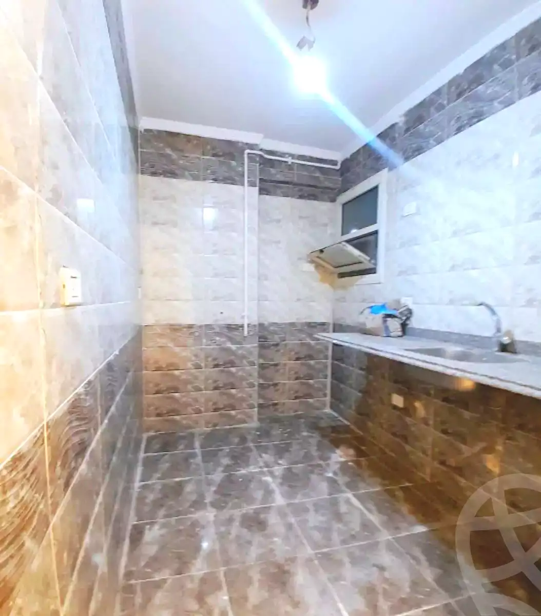 https://aqarmap.com.eg/ar/listing/7095991-for-sale-alexandria-el-asafra-shr-45