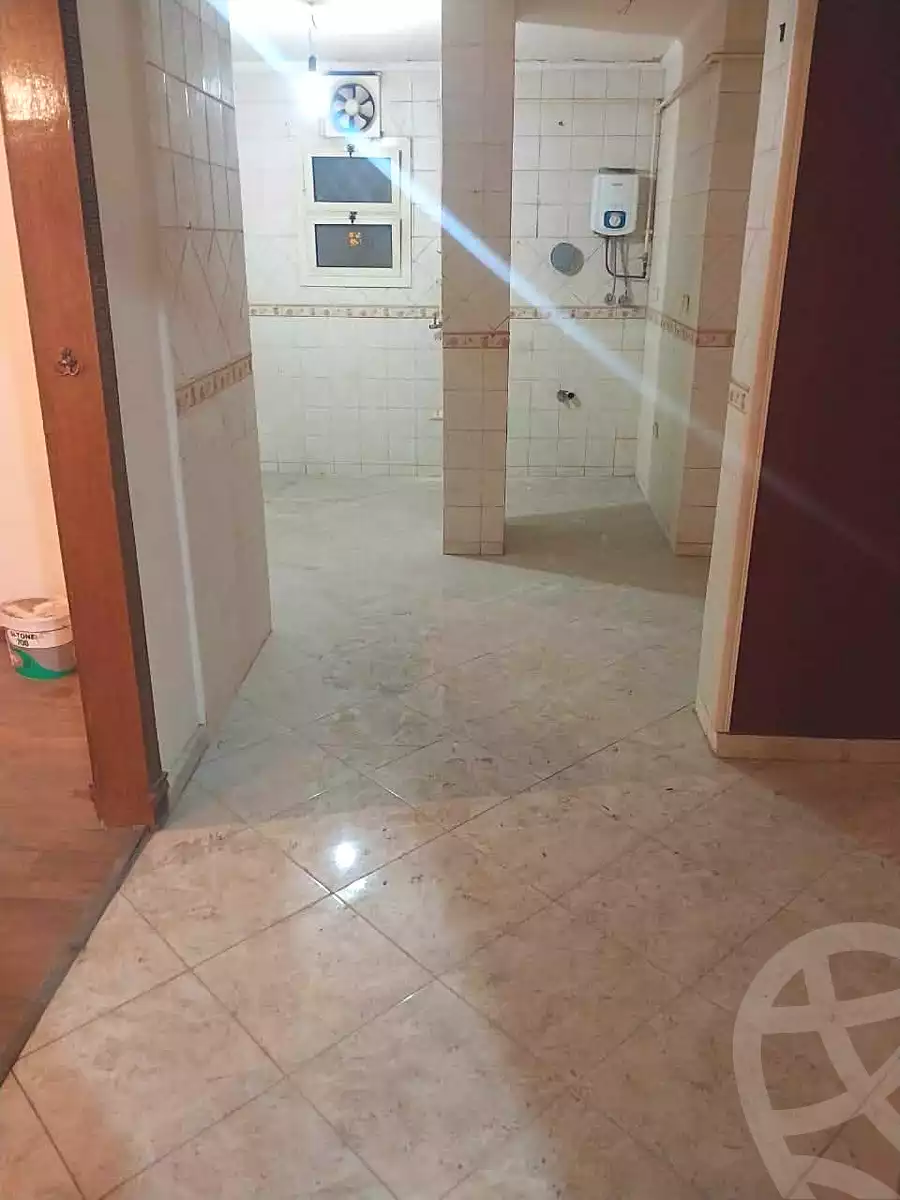 https://aqarmap.com.eg/en/listing/7096005-for-sale-alexandria-ganaklis