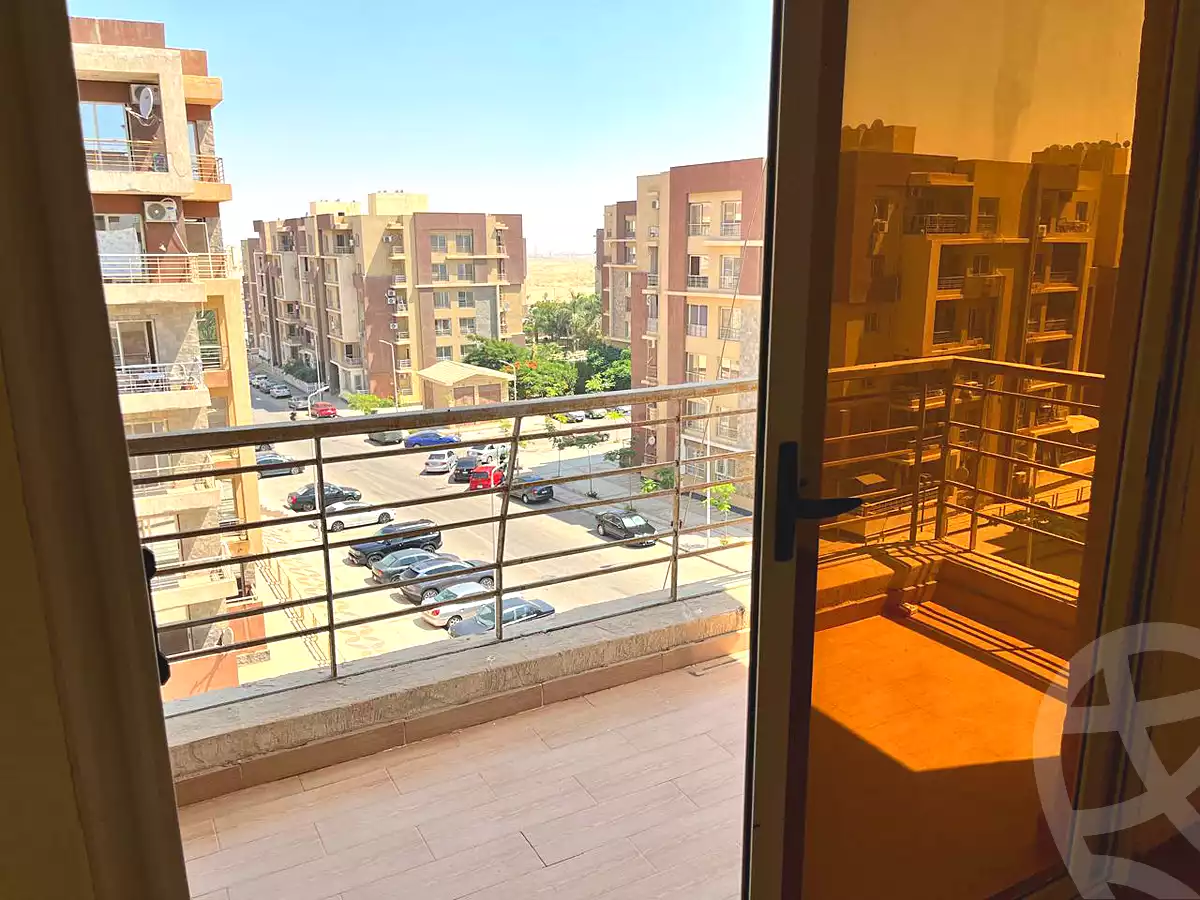 https://aqarmap.com.eg/ar/listing/6942366-for-sale-cairo-new-cairo-compounds-dar-misr-el-koronfel