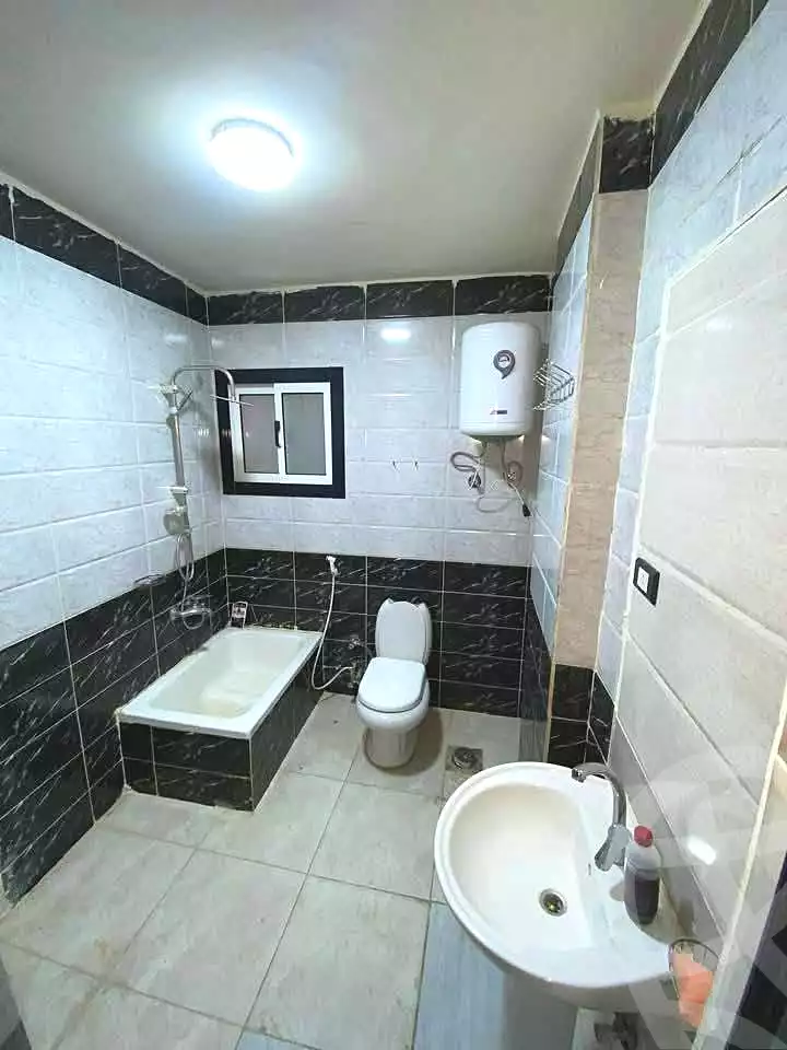 https://aqarmap.com.eg/ar/listing/7096341-for-sale-alexandria-al-agamy-lbytsh-el-hanafeya-st