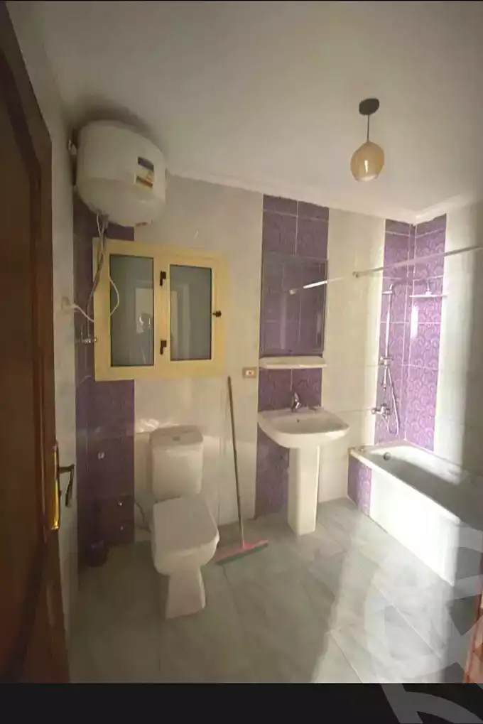 https://aqarmap.com.eg/en/listing/7096396-for-sale-alexandria-al-agamy-lbytsh-shahr-al-assal-st
