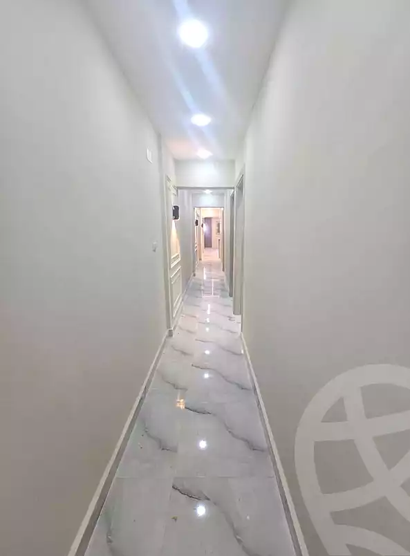 https://aqarmap.com.eg/en/listing/7096506-for-sale-alexandria-el-asafra-shr-jml-bd-lnsr