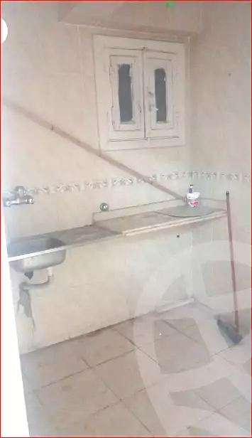 https://aqarmap.com.eg/ar/listing/7096685-for-rent-alexandria-sydy-bshr-sydy-bshr-bhry-shr-mhmwd-l-yswy