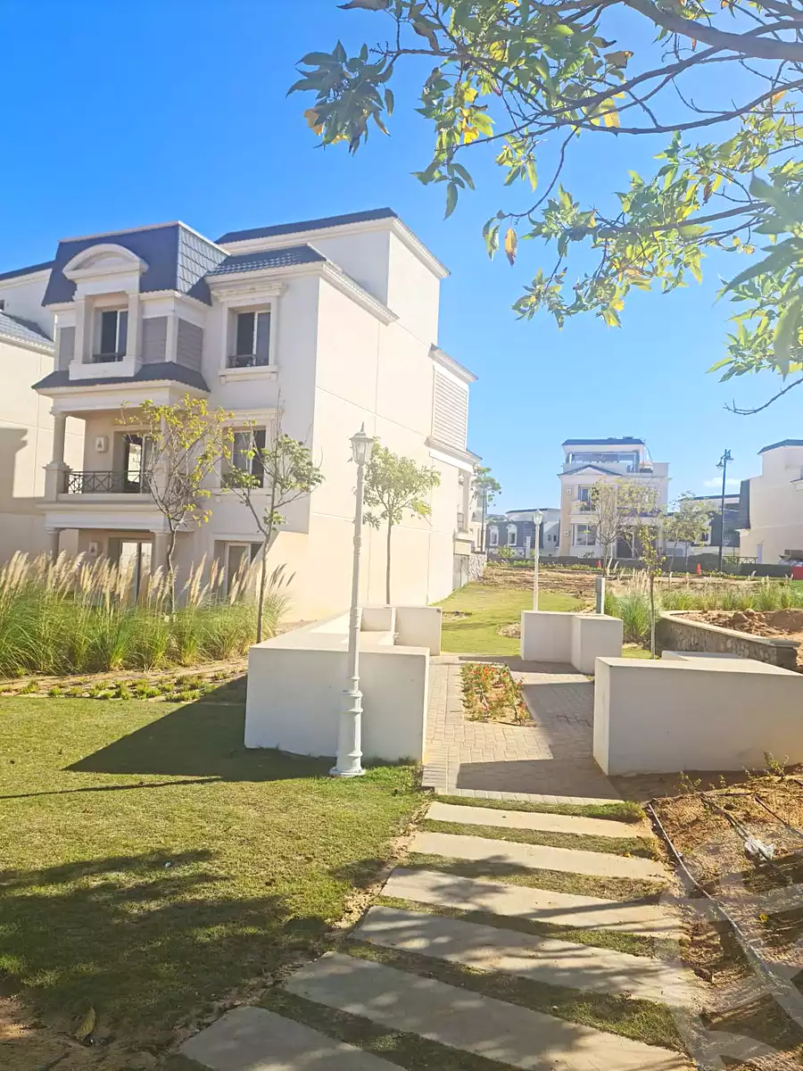 https://aqarmap.com.eg/ar/listing/7096924-for-sale-cairo-6th-of-october-compounds-mountain-view-chillout-park-mountain-view-lakeside