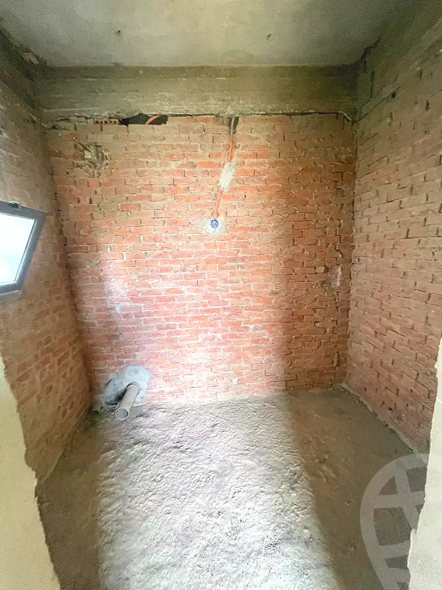https://aqarmap.com.eg/ar/listing/7096941-for-sale-cairo-el-shorouk-lhy-lthmn-neighbourhood-1
