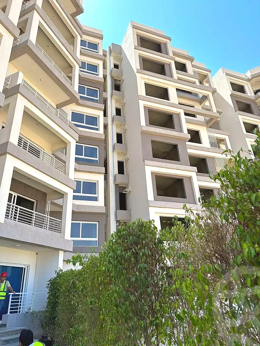 https://aqarmap.com.eg/ar/listing/7096944-for-sale-cairo-new-administrative-capital-r7-entrada