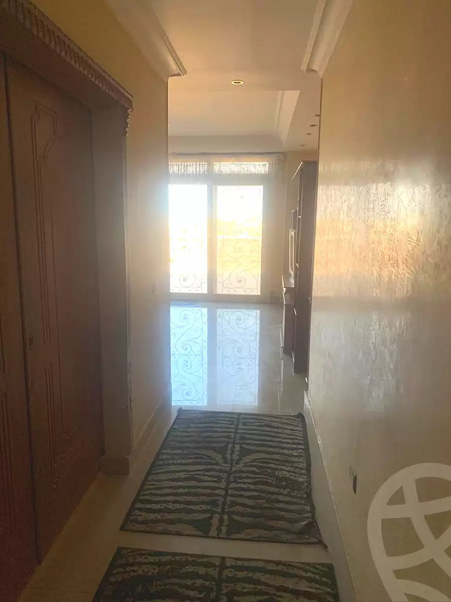 https://aqarmap.com.eg/ar/listing/7097038-for-sale-cairo-new-cairo-ganob-el-akadamiya-south-academy-a-zaid-ebn-haretha-st