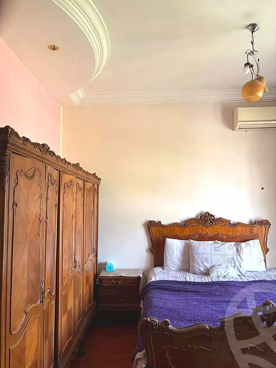 https://aqarmap.com.eg/ar/listing/7097029-for-sale-cairo-6th-of-october-el-ahyaa-neighborhood-1st-al-maahad