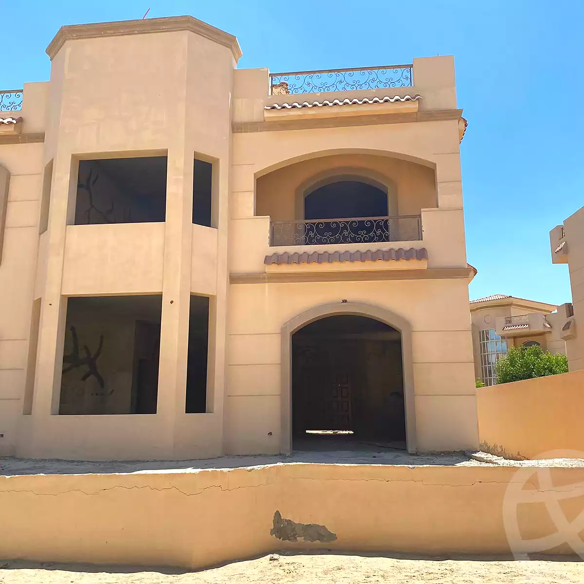 https://aqarmap.com.eg/ar/listing/7097197-for-sale-cairo-6th-of-october-compounds-dream-land-flower-resort