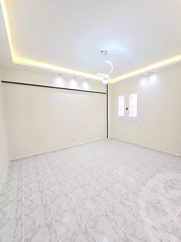 https://aqarmap.com.eg/ar/listing/7097380-for-sale-alexandria-al-agamy-shataa-el-nakheel