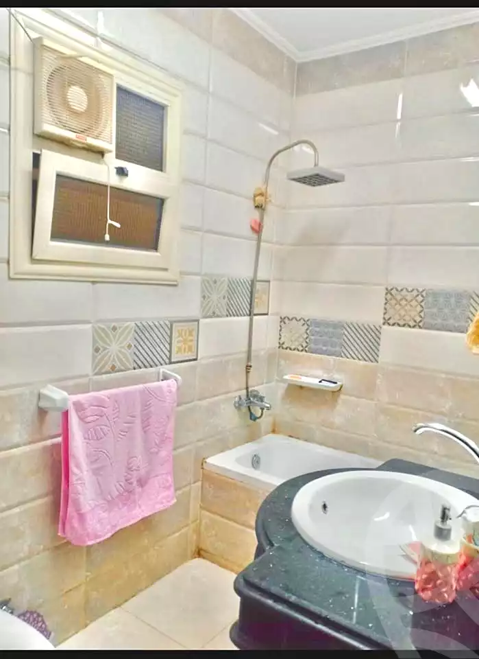 https://aqarmap.com.eg/ar/listing/7097427-for-sale-cairo-faisal-el-matbeaa-amr-ibn-al-aas-st