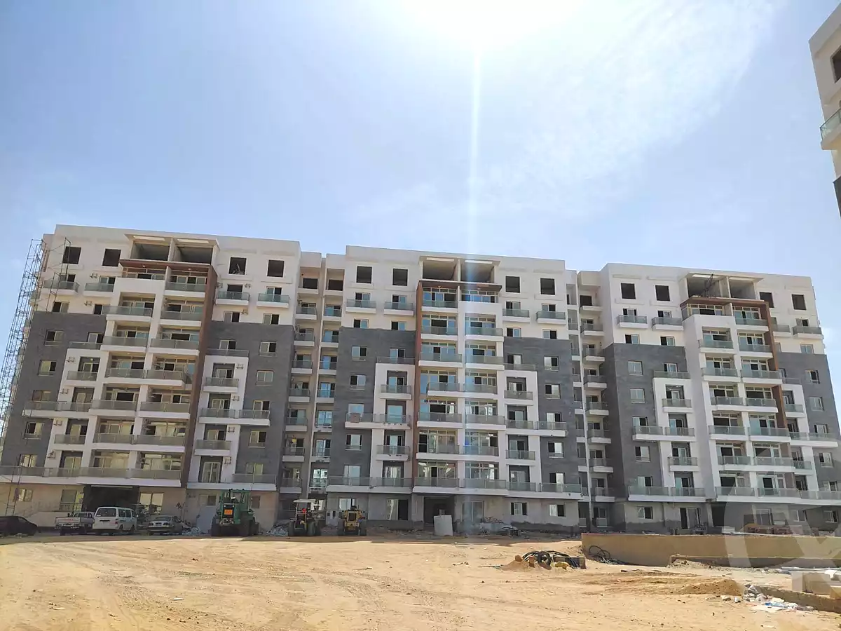 https://aqarmap.com.eg/en/listing/7097426-for-sale-cairo-new-administrative-capital-r7-oia