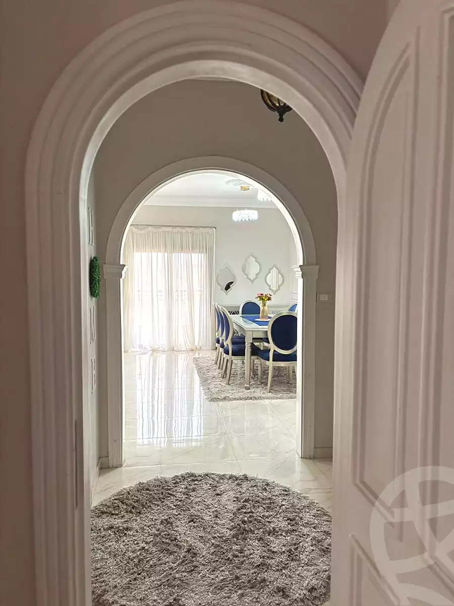 https://aqarmap.com.eg/ar/listing/7097653-for-sale-cairo-new-cairo-ganob-el-akadamiya-south-academy-b-taha-hussein-st