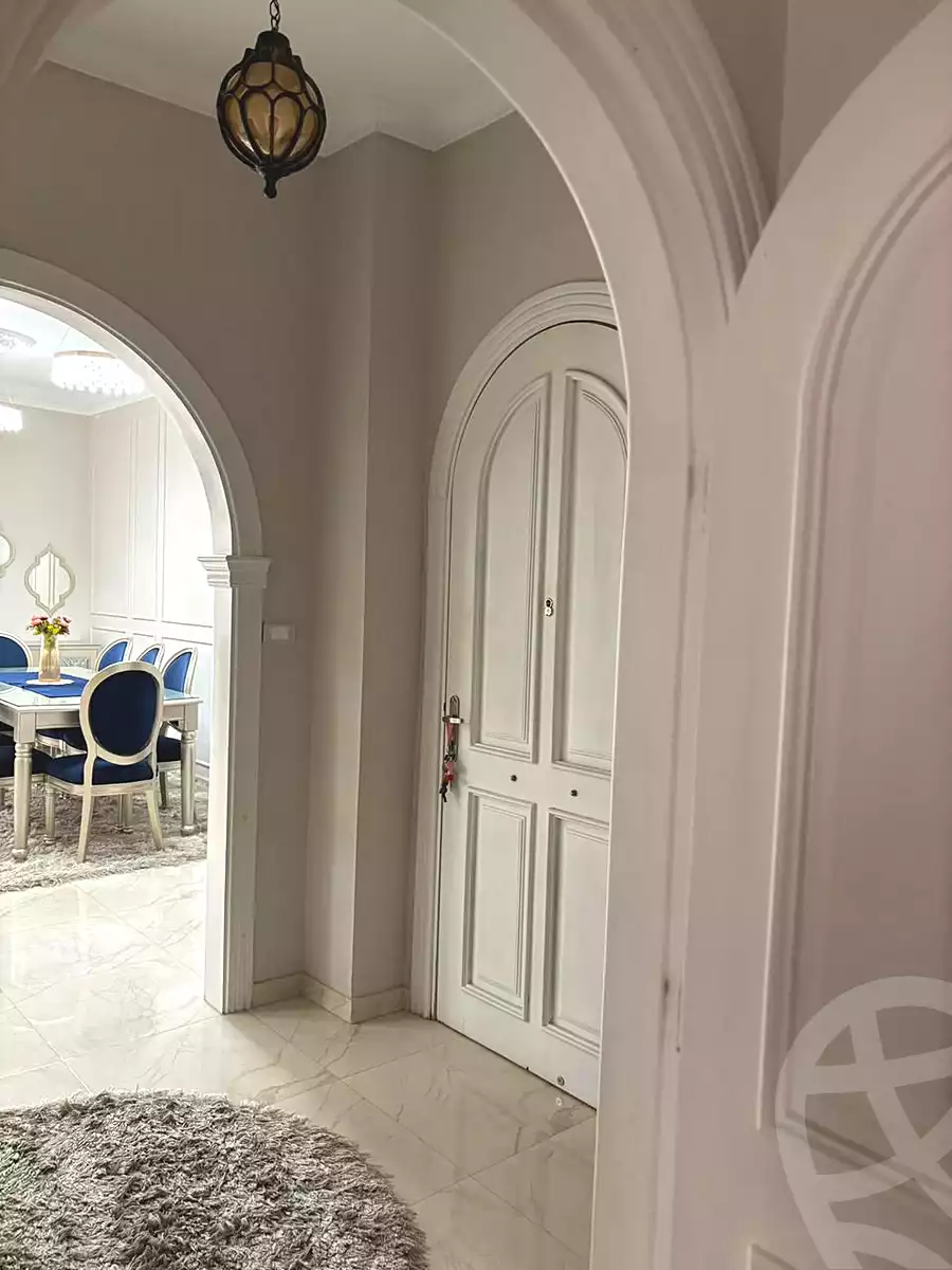 https://aqarmap.com.eg/ar/listing/7097653-for-sale-cairo-new-cairo-ganob-el-akadamiya-south-academy-b-taha-hussein-st