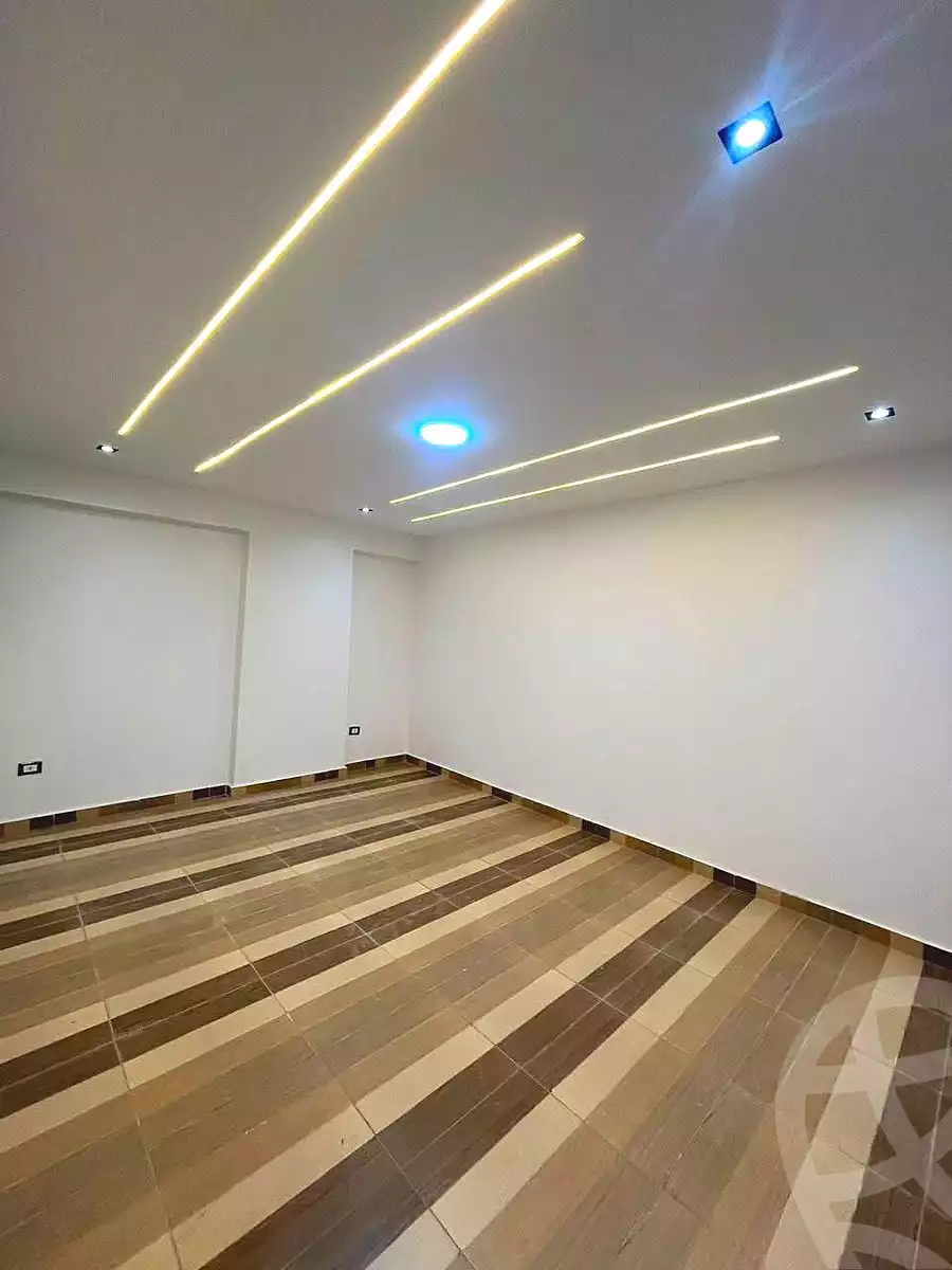 https://aqarmap.com.eg/ar/listing/7097757-for-sale-alexandria-al-agamy-lbytsh-el-reyad-st