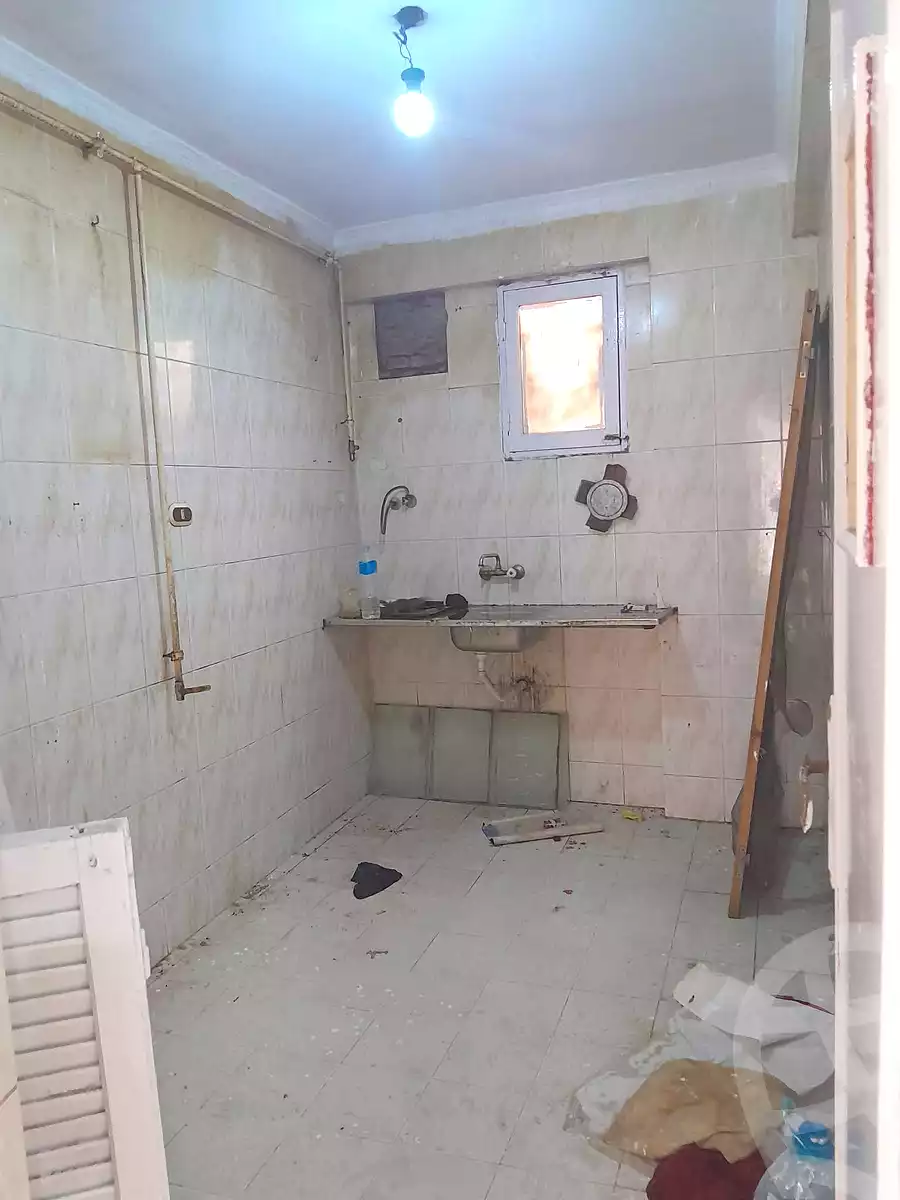 https://aqarmap.com.eg/en/listing/7097815-for-sale-alexandria-al-agamy-el-hanouvel-el-salam-st