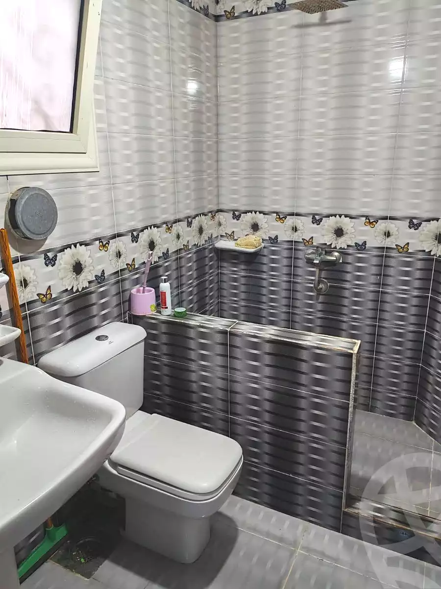 https://aqarmap.com.eg/ar/listing/7097980-for-sale-cairo-helwan-helwan-el-sharkeya-ismael-kamel-st
