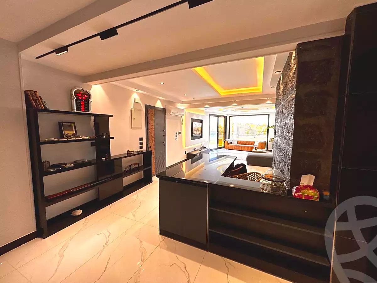 https://aqarmap.com.eg/ar/listing/6967655-for-sale-cairo-mokattam-lhdb-l-ly-shareaa-9