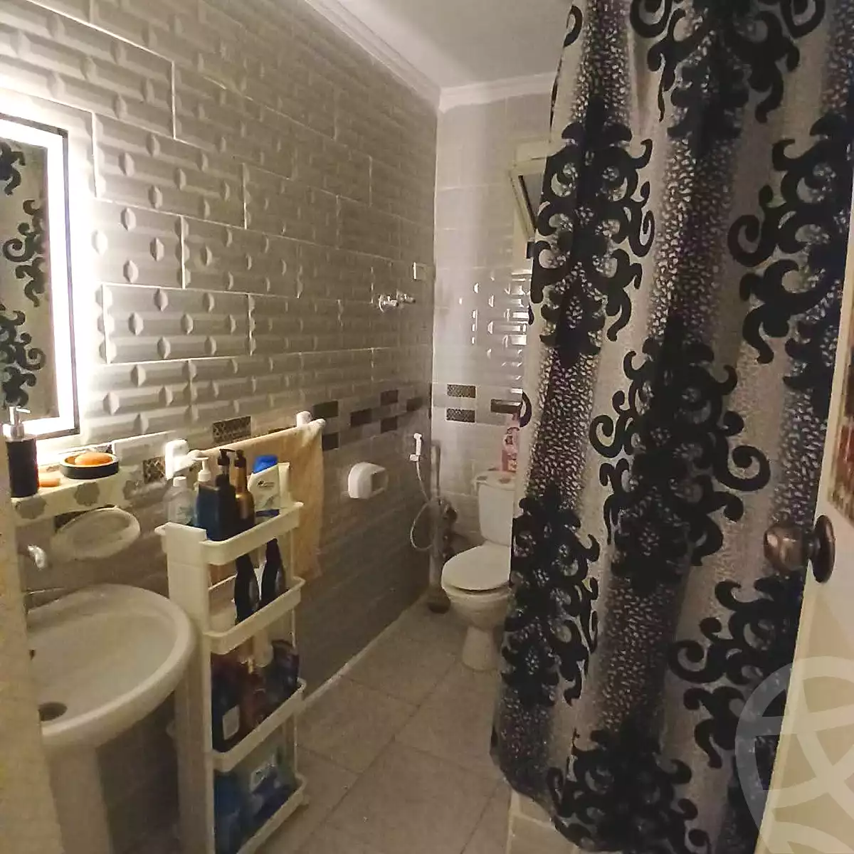 https://aqarmap.com.eg/ar/listing/7098119-for-sale-alexandria-al-agamy-lbytsh-el-hanafeya-st