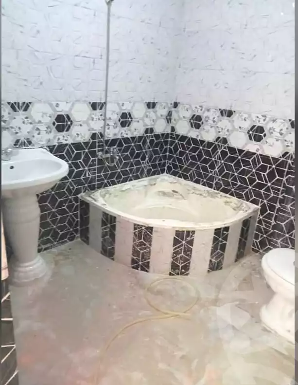 https://aqarmap.com.eg/en/listing/7098184-for-sale-alexandria-bw-qyr-toson-st