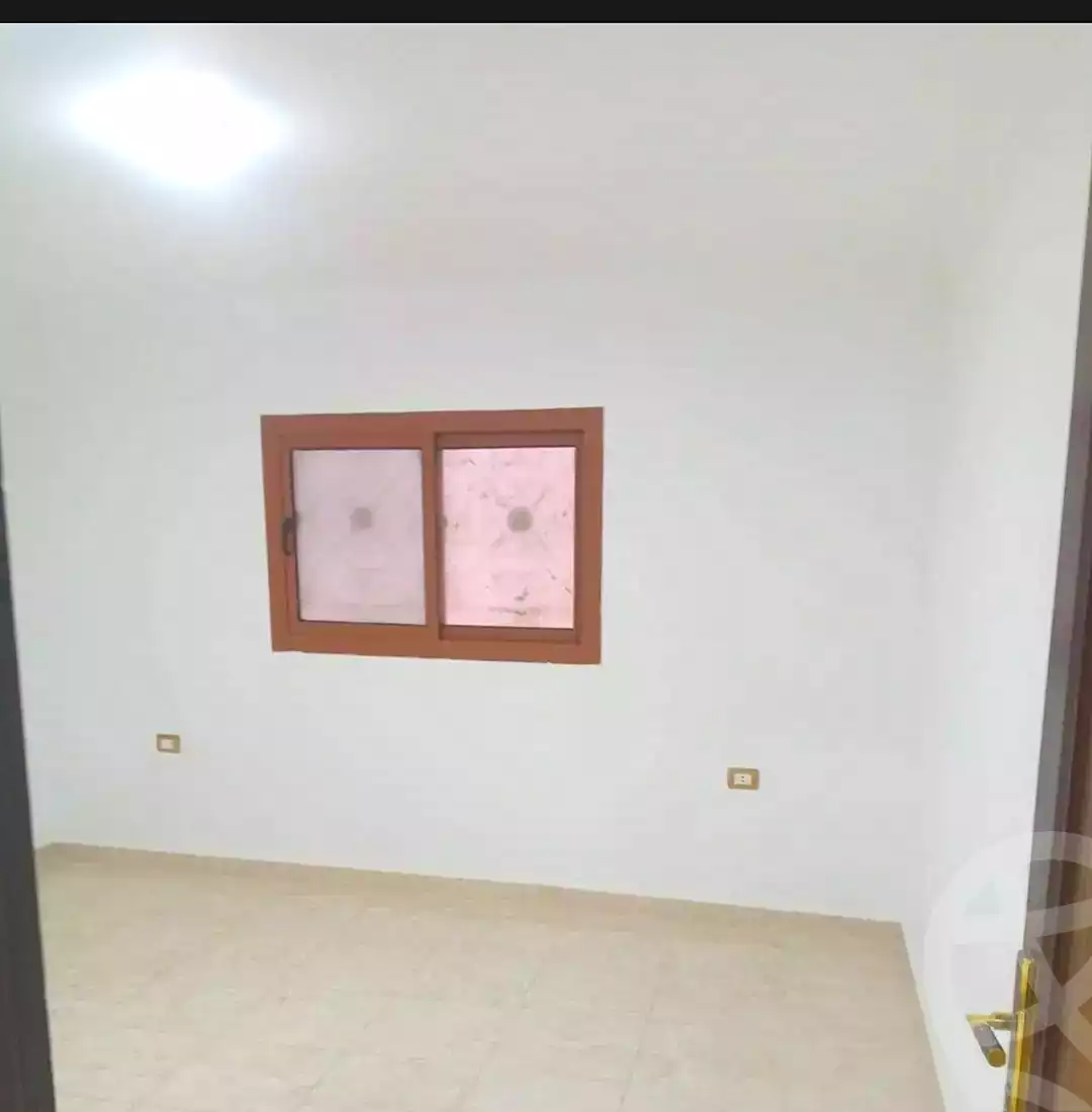 https://aqarmap.com.eg/ar/listing/7098194-for-sale-alexandria-al-agamy-lbytsh-al-kaada-st