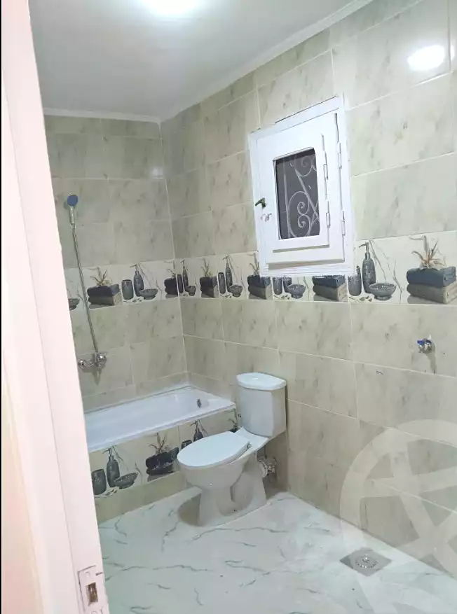 https://aqarmap.com.eg/en/listing/7098260-for-sale-alexandria-al-agamy-el-hanouvel-al-haded-we-al-soulb-st