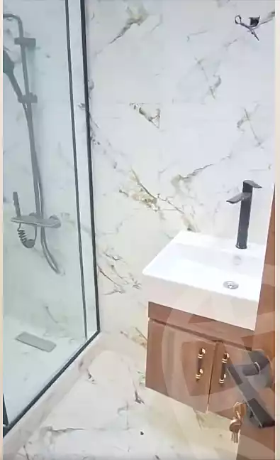 https://aqarmap.com.eg/ar/listing/7098497-for-sale-cairo-nozha-2-el-khamseen-st