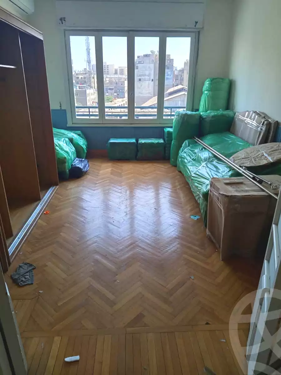 https://aqarmap.com.eg/en/listing/7098572-for-rent-cairo-downtown-bab-el-loaa-el-tahrir-st