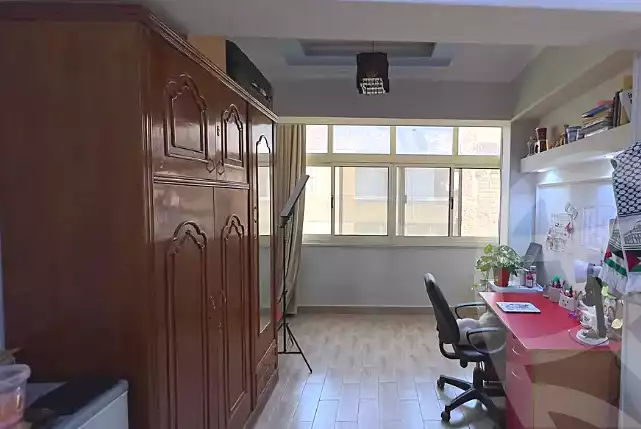 https://aqarmap.com.eg/ar/listing/7098575-for-sale-cairo-manial-manial-st