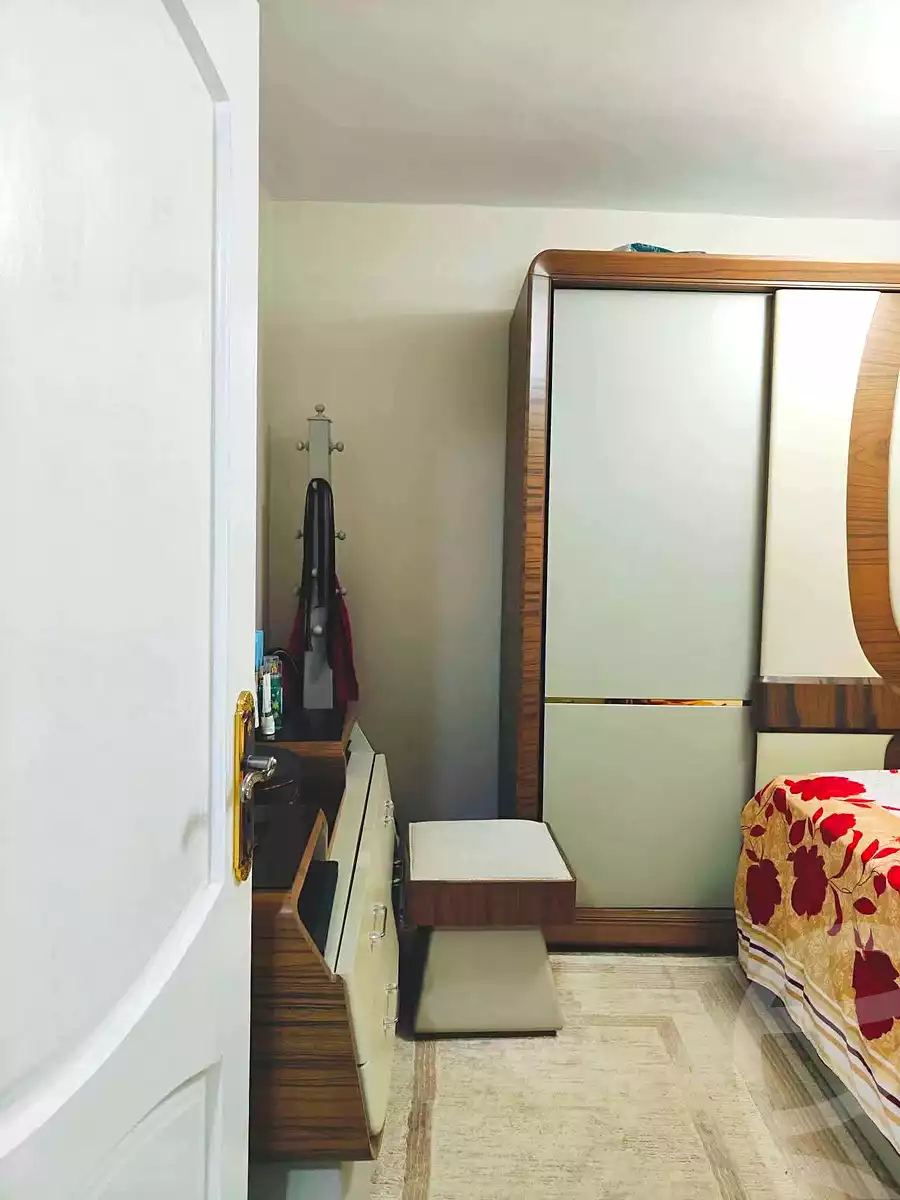 https://aqarmap.com.eg/en/listing/7098638-for-sale-alexandria-al-agamy-el-hanouvel-kasr-al-quiri-st-1