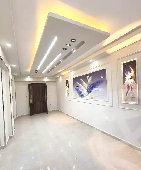 https://aqarmap.com.eg/ar/listing/7098886-for-sale-alexandria-bw-qyr-street-25