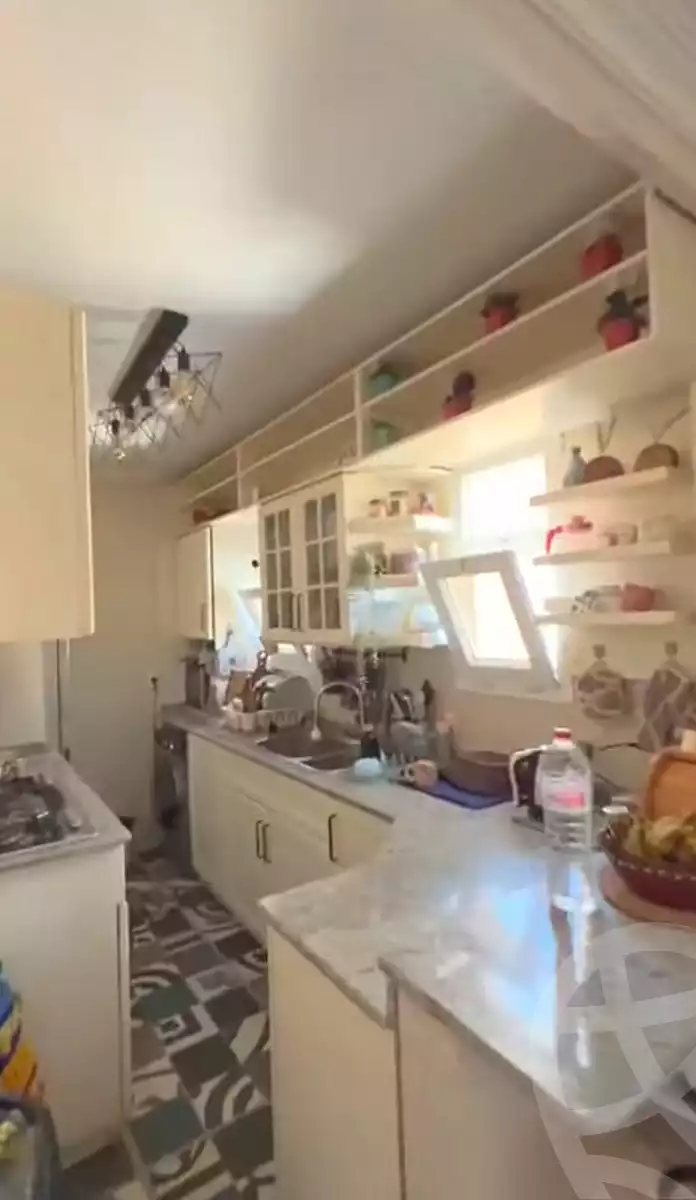 https://aqarmap.com.eg/en/listing/7099114-for-sale-cairo-ain-shams-jsr-lswys