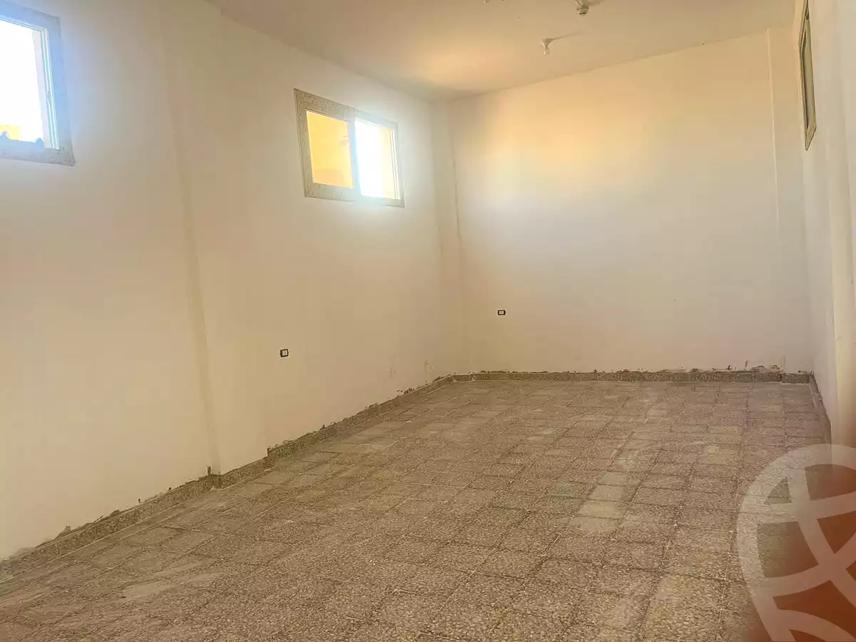 https://aqarmap.com.eg/ar/listing/7099196-for-rent-cairo-badr-city-manteqat-el-800-fadan